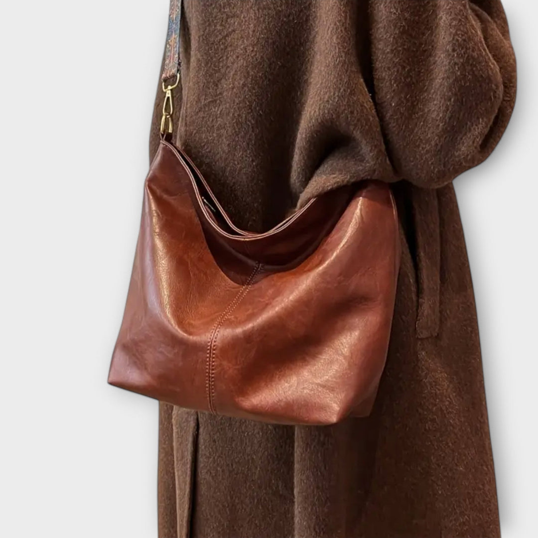 Bree Shoulder Bag with a Unique Strap Foto 2