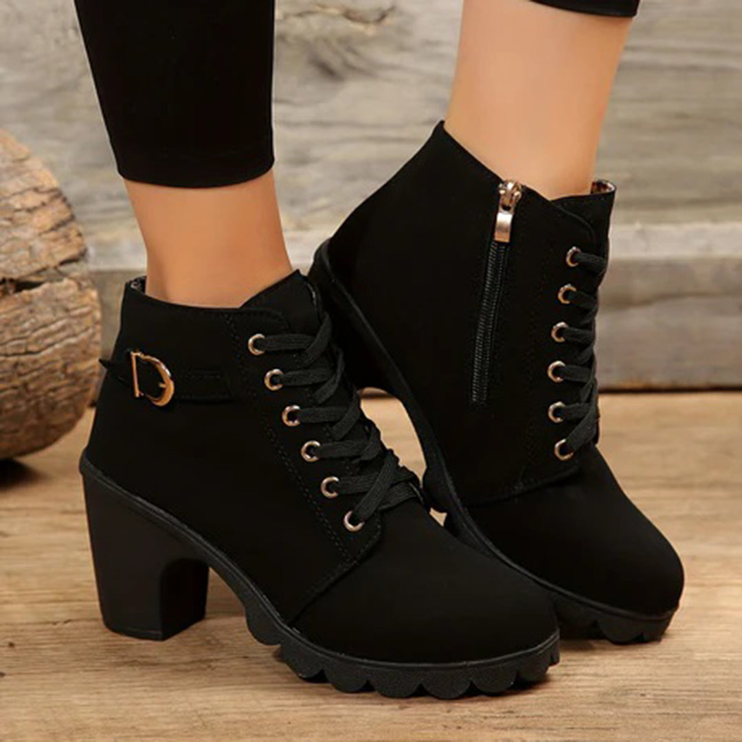 Comfortable Brown Boots for Women in Black 1