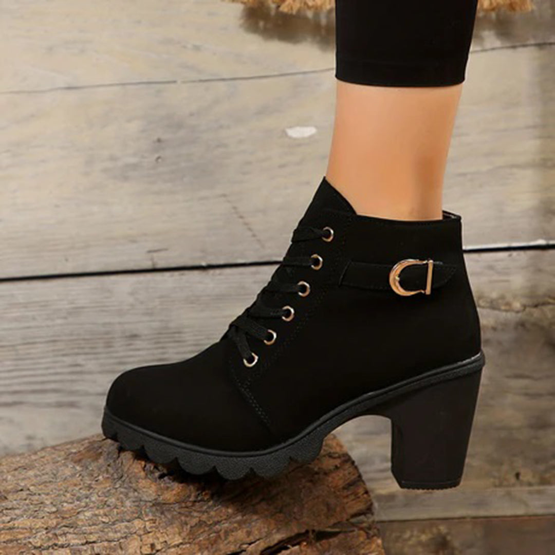 Comfortable Brown Boots for Women in Black 2