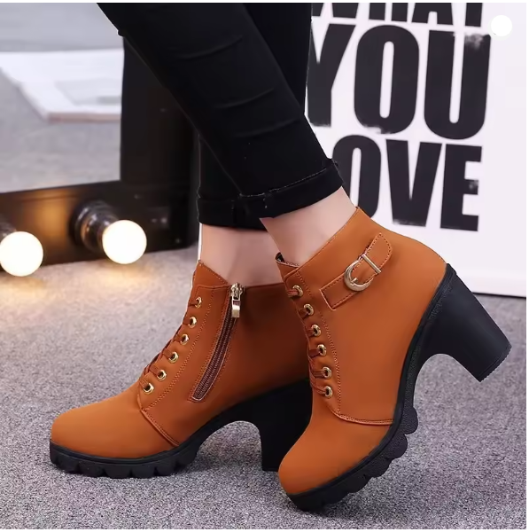 Comfortable Brown Boots for Women in Brown