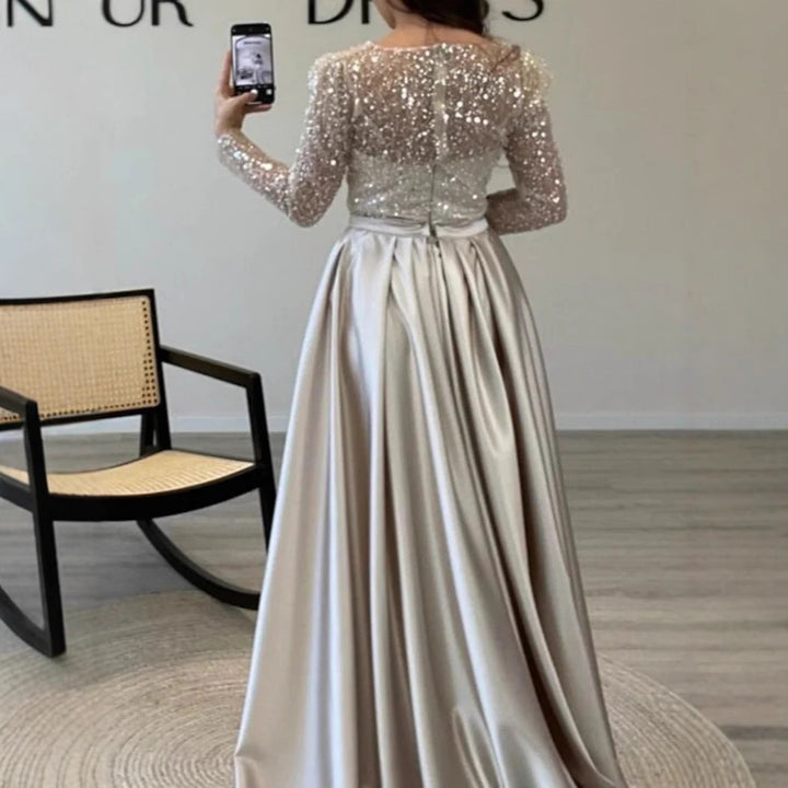 Eva Beaded Evening Dress with Satin Skirt Foto 4