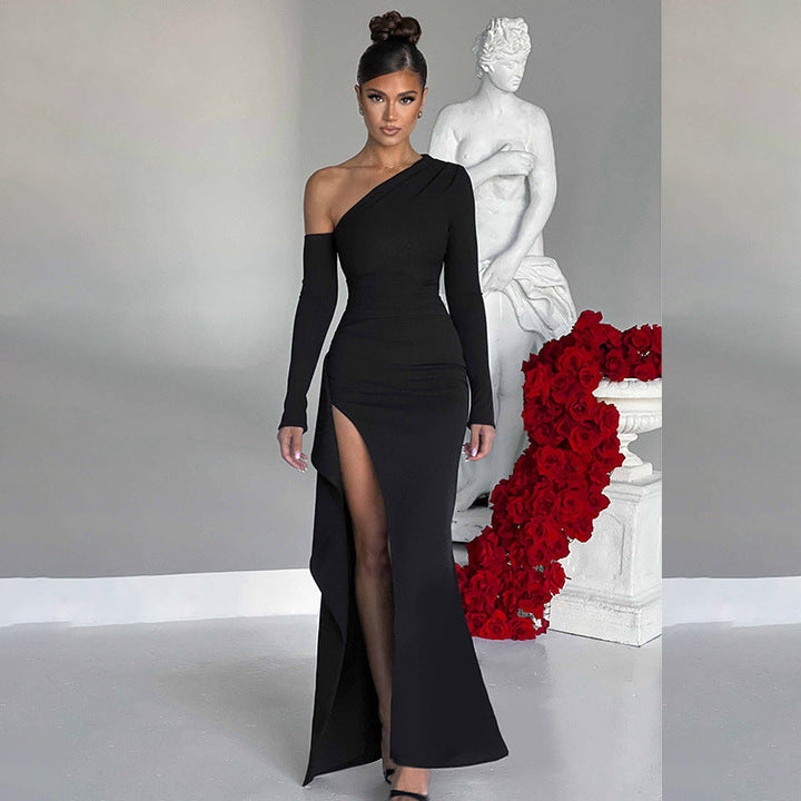 Freya Black One-Shoulder Evening Dress with High Slit Foto 3