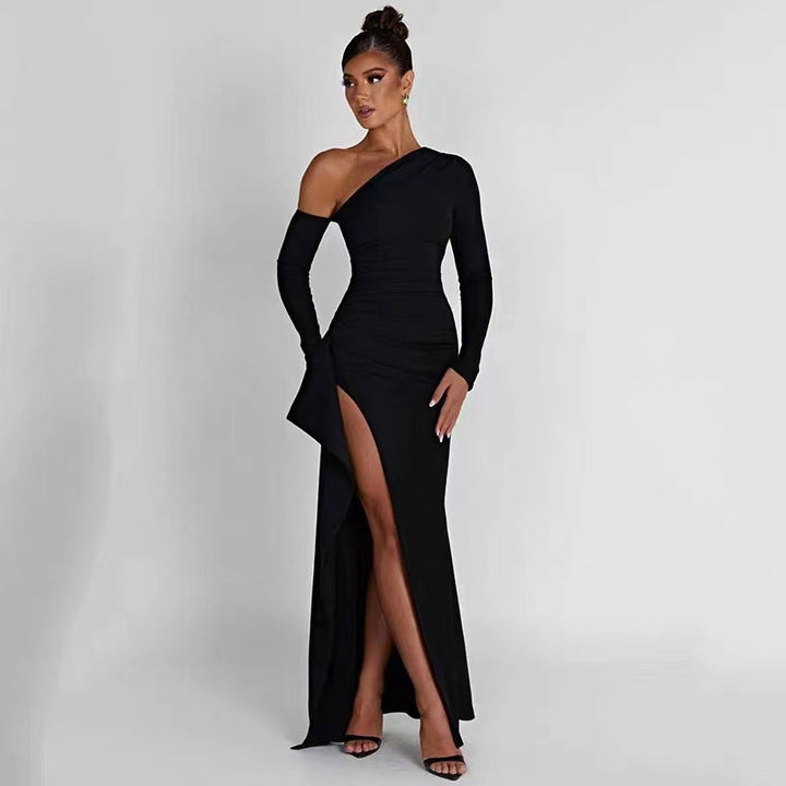 Freya Black One-Shoulder Evening Dress with High Slit Foto 4