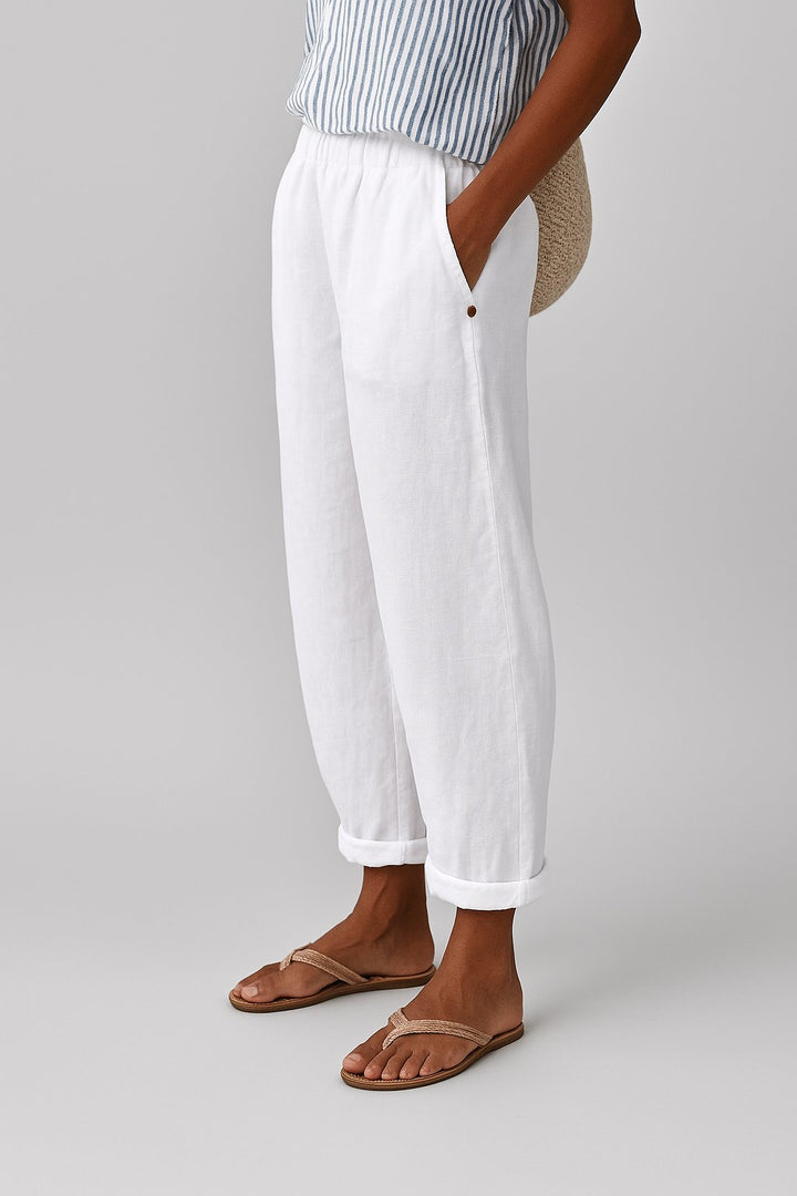 Gwen Linen Trousers in a Relaxed Barrel Fit Foto 6