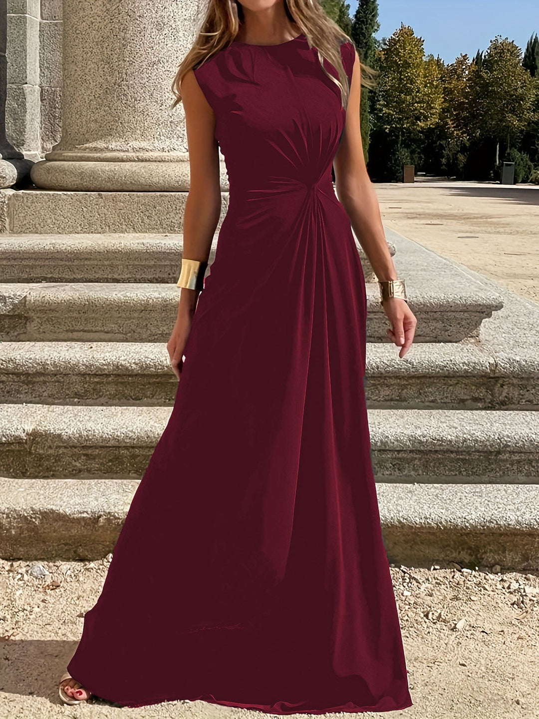 Katie High-Neck Evening Dress with Ruched Waist Foto 6