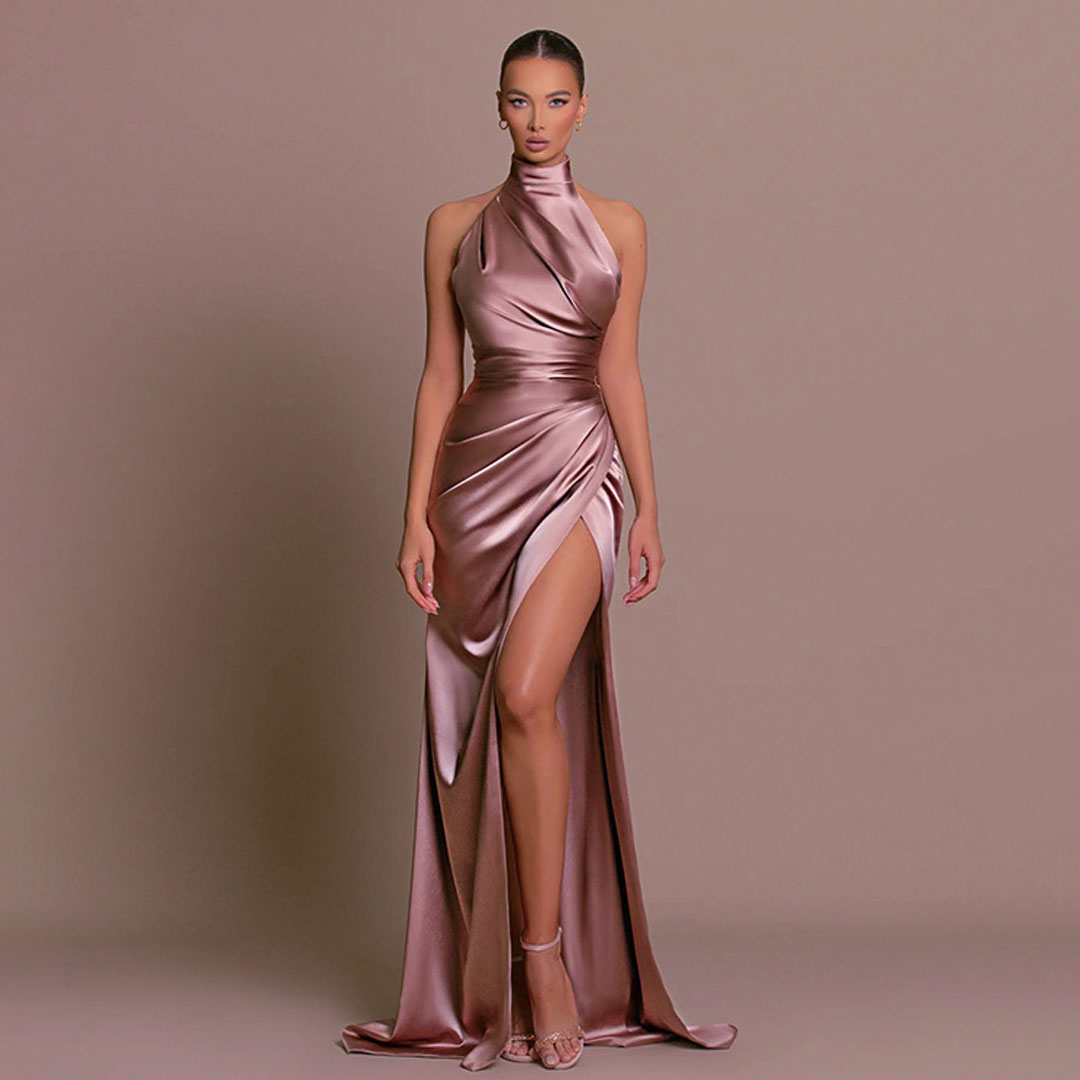 Lauren Satin Evening Dress with Ruching and High Slit Foto 3