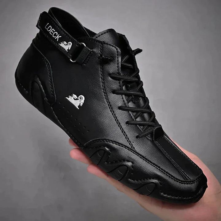 Lightweight Orthopedic Comfort Sneaker in Black