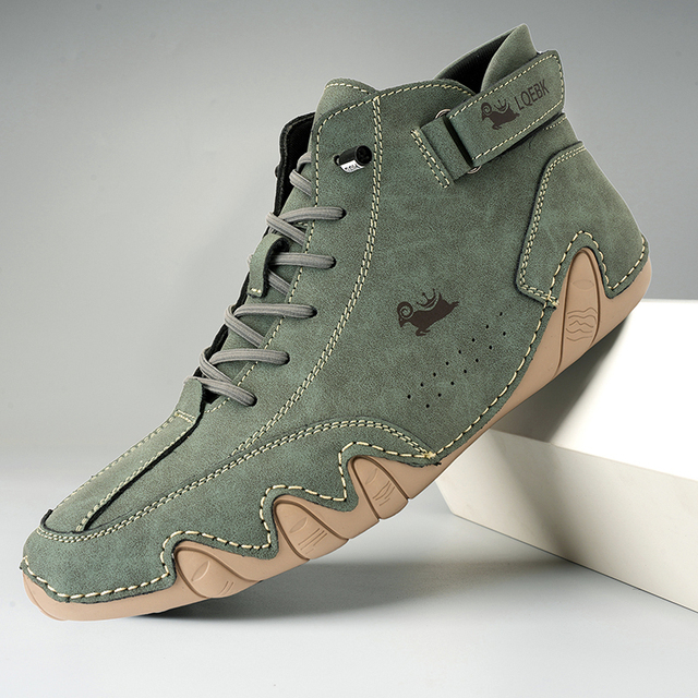 Lightweight Orthopedic Comfort Sneaker in Green