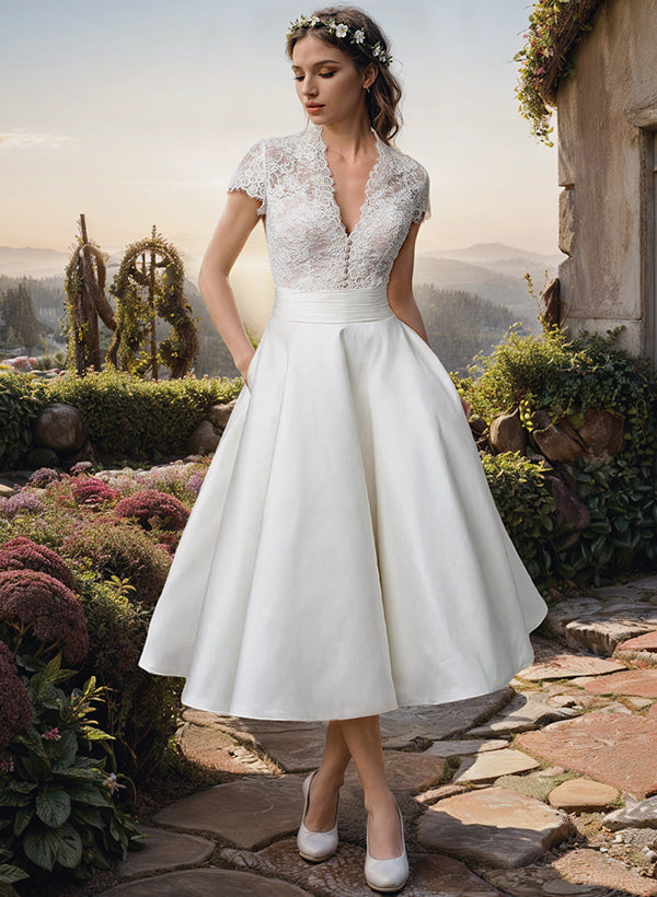 Lily Lace V-Neck Midi Wedding Guest Dress Foto 1