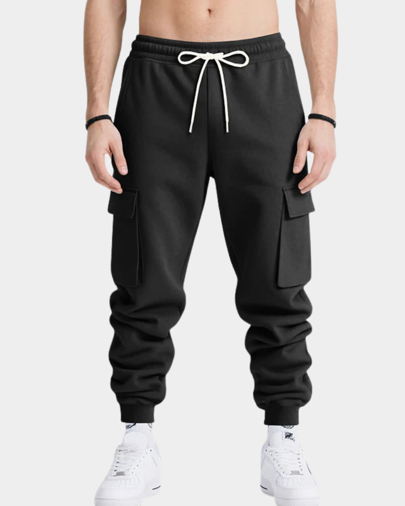Men's Cargo Trousers, Tapered Modern Fit in Black