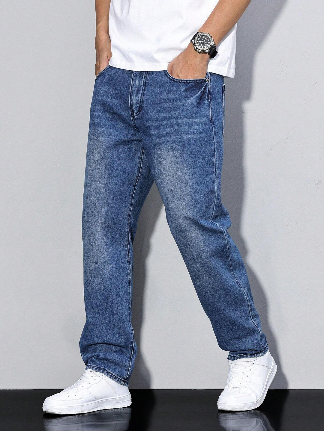 Men's Classic Baggy Denim Jeans in Navy Blue