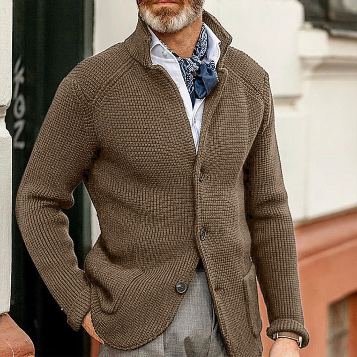 Men's Classic Trench Coat for Casual Wear in Brown