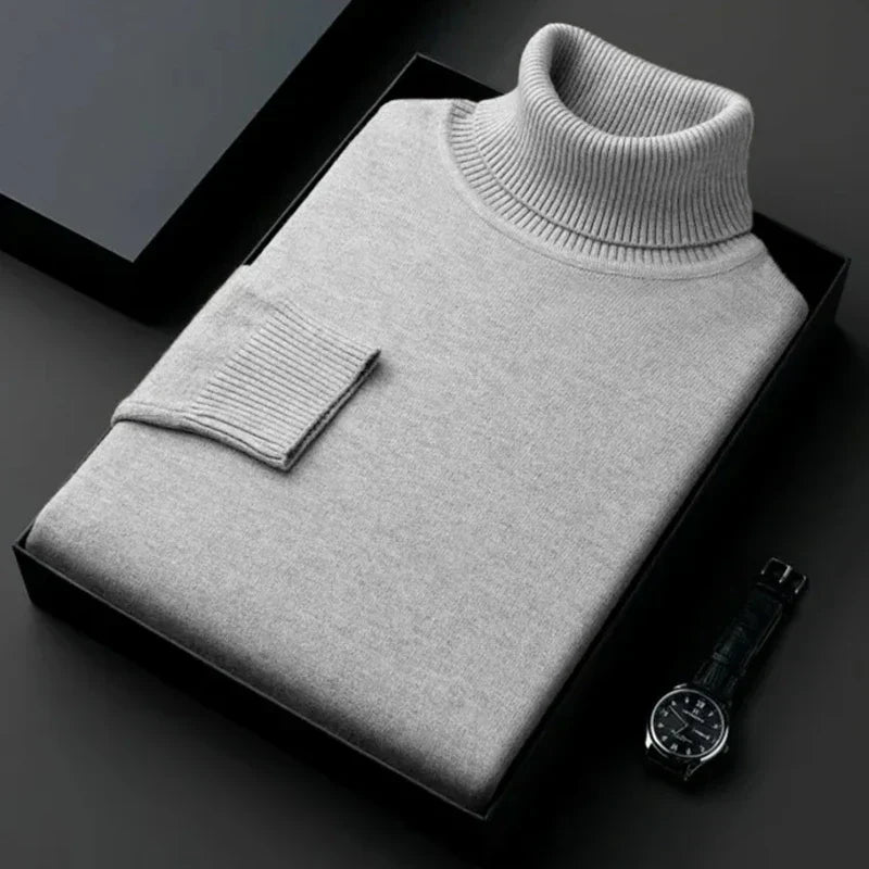 Men's Elegant Turtleneck Pullover for Autumn in Light Grey