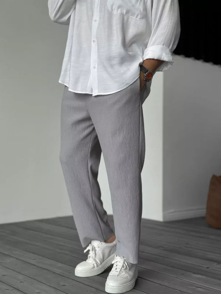 Men's Soft Luxury Trousers for Everyday Elegance in Grey