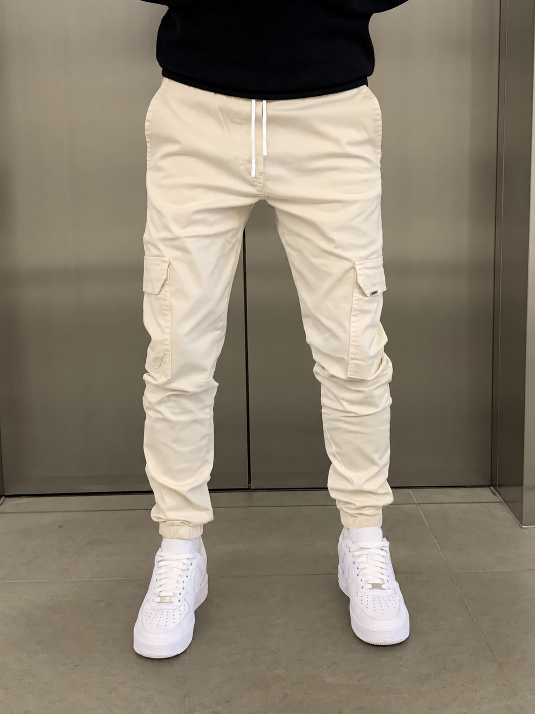 Men's Tactical Cargo Trousers with Deep Pockets in Beige