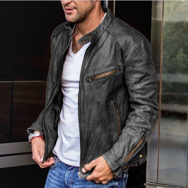 Men's Versatile Leather Coat in Timeless Style in Black