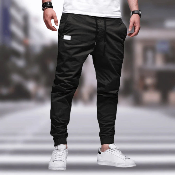 Relaxed Men's Cargo Trousers for Everyday Wear in Black