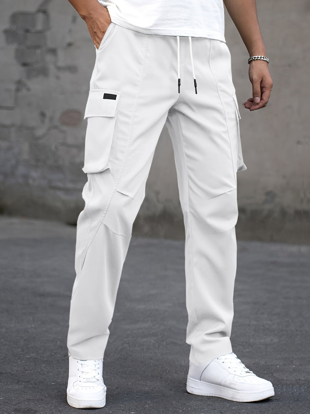 Structured Men's Cargo Trousers with Utility Pockets in White