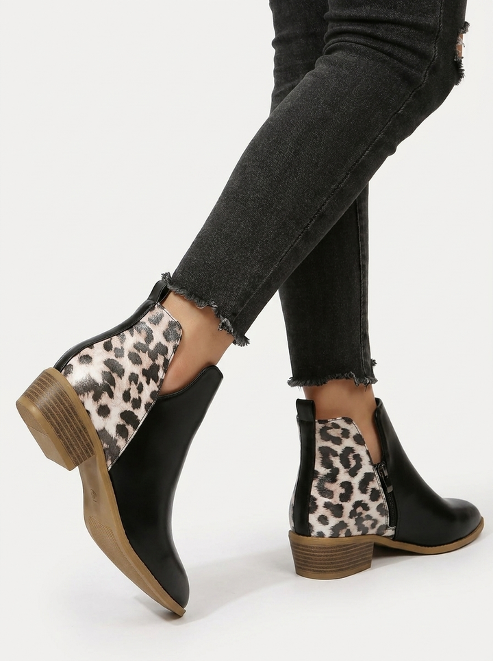 Women's Black Animal Print Ankle Boots (16)