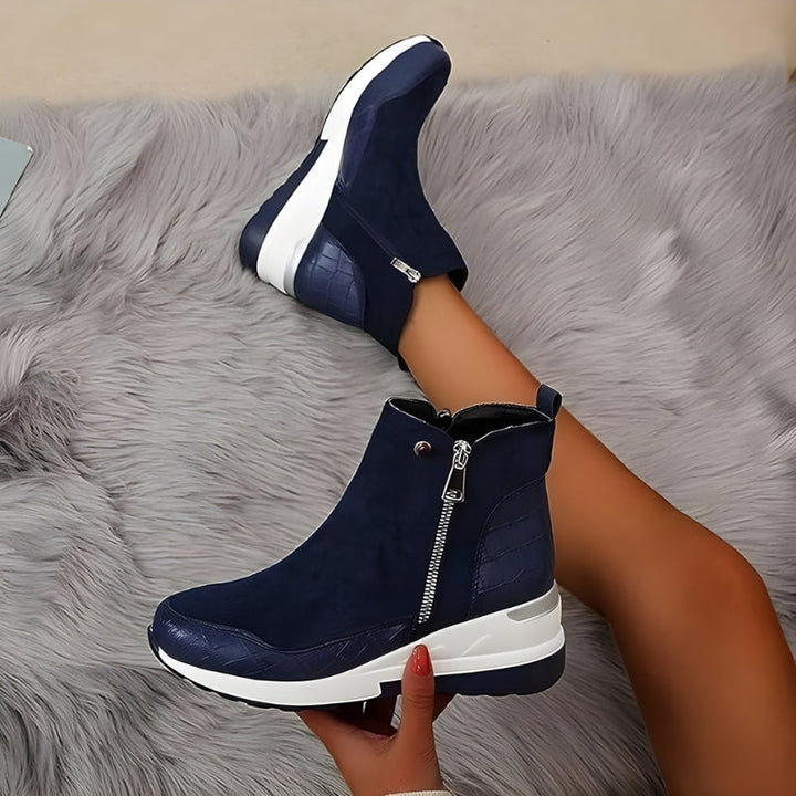 Women's Black Boots Leather Everyday in Blue