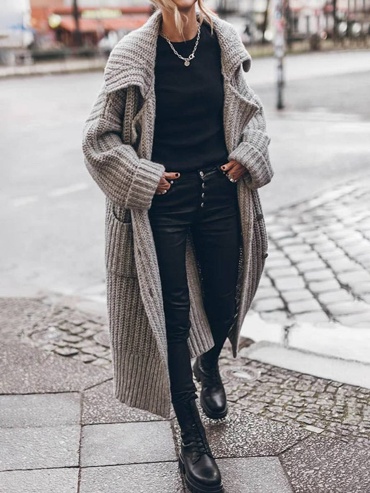 Women's Black Cardigan in Oversized Ribbed Knit (2)