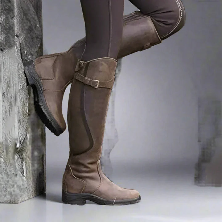 Women's Black Knee-High Riding Boots (4)