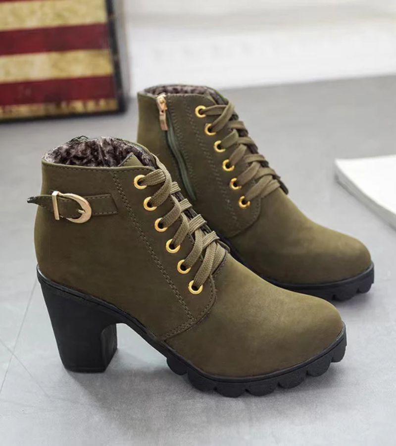 Women's Brown Ankle Lace-Up Boots in Armeegrün