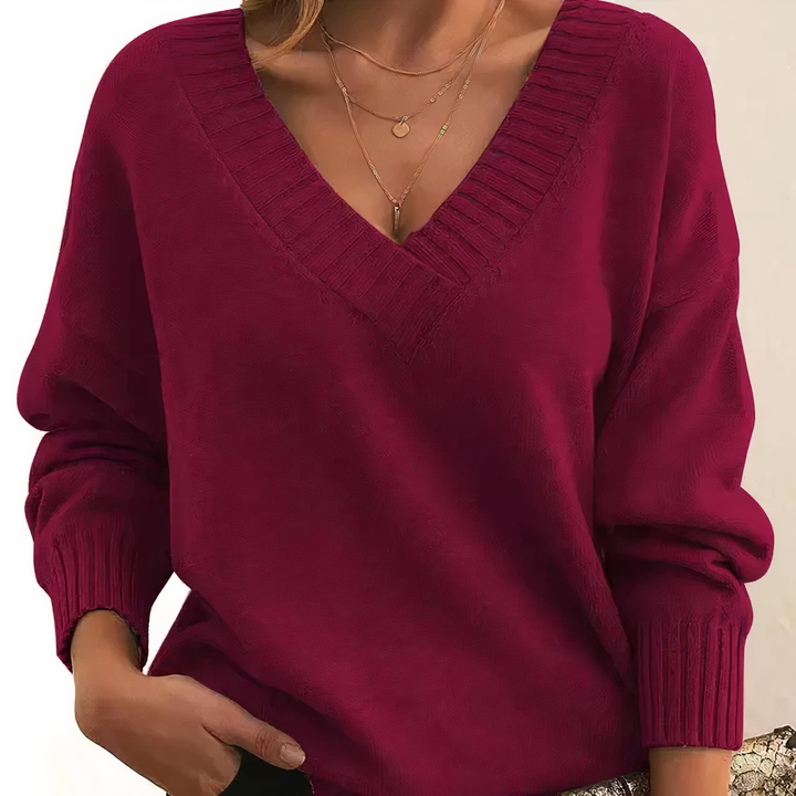 Women's Cashmere Sweater with Elegant V-Neckline in Red
