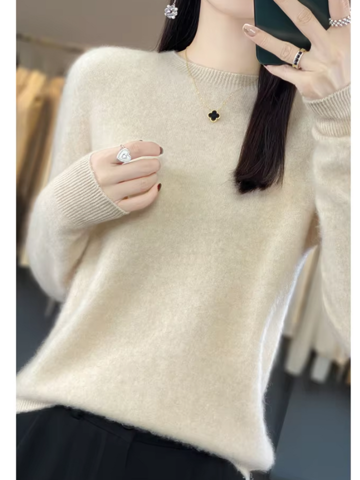 Women's Casual Knit Crewneck Sweater in Beige