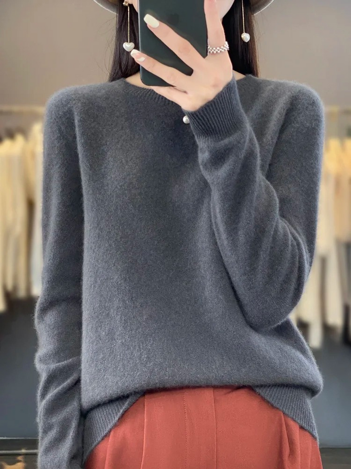 Women's Casual Knit Crewneck Sweater in Grey