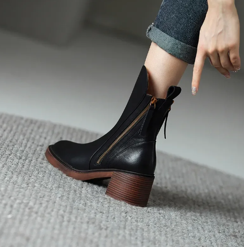 Women's Classic Black Leather Ankle Boots (5)