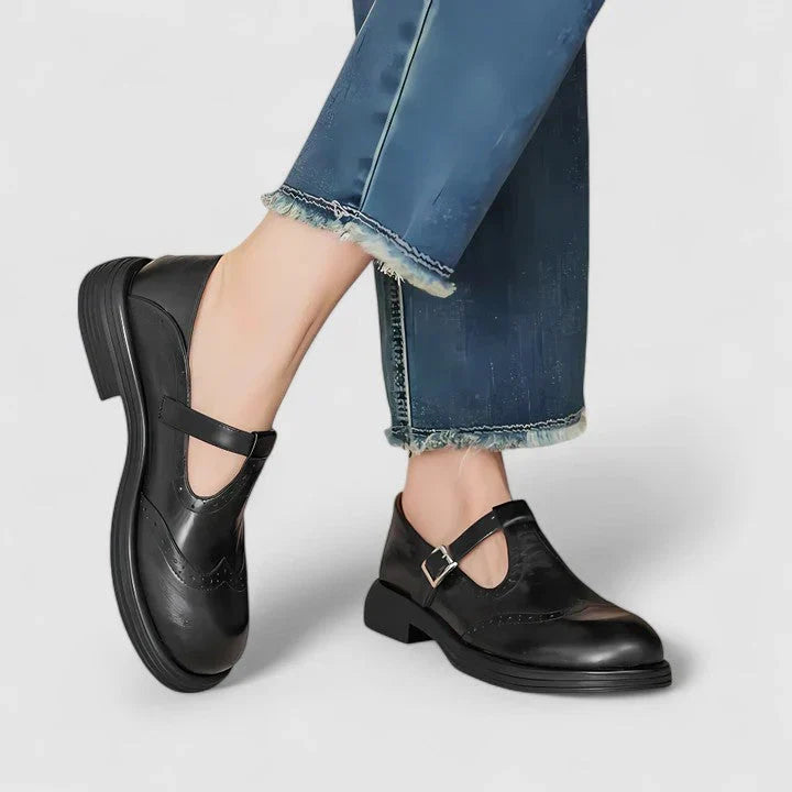 Women's Classic Leather Knee High Boots in Black