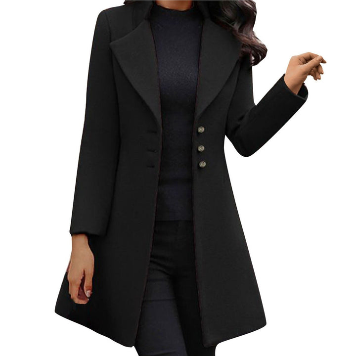 Women's Coat Tailored for Autumn Days in Black