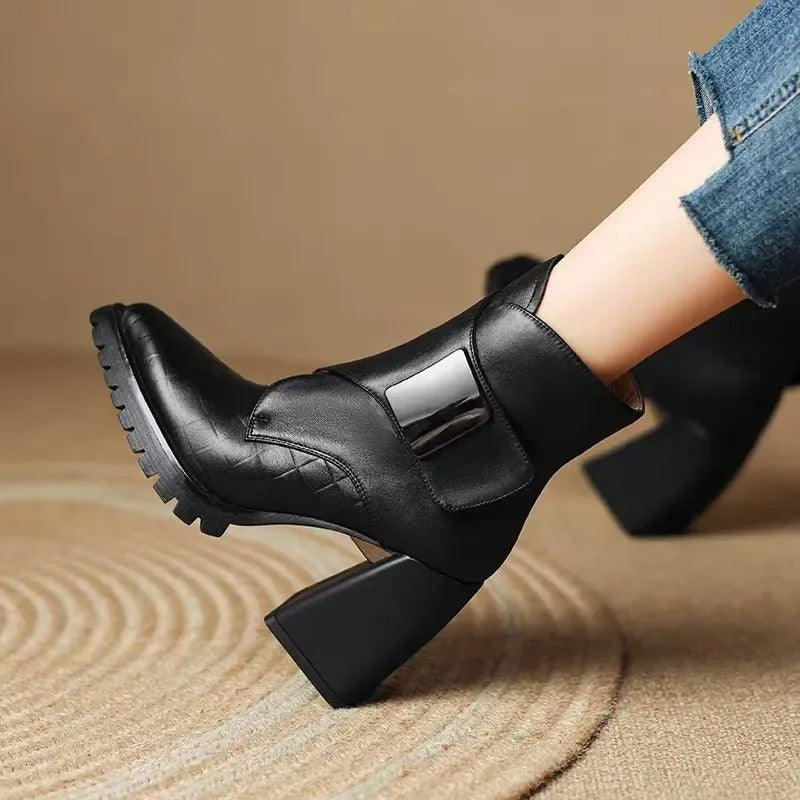 Women's Comfortable Knee High Boots All Day in Black