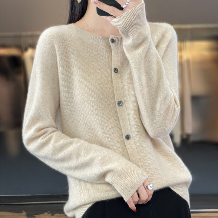 Women's Cozy Crew Neck Pullover for Autumn in Khaki