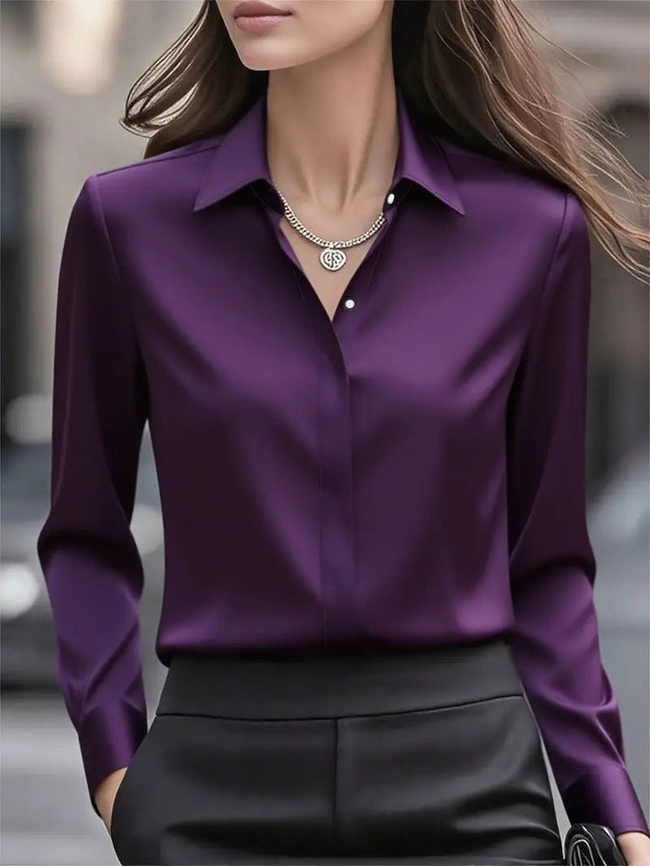 Women's Elegant Blouse with Classic Buttons in Lilac