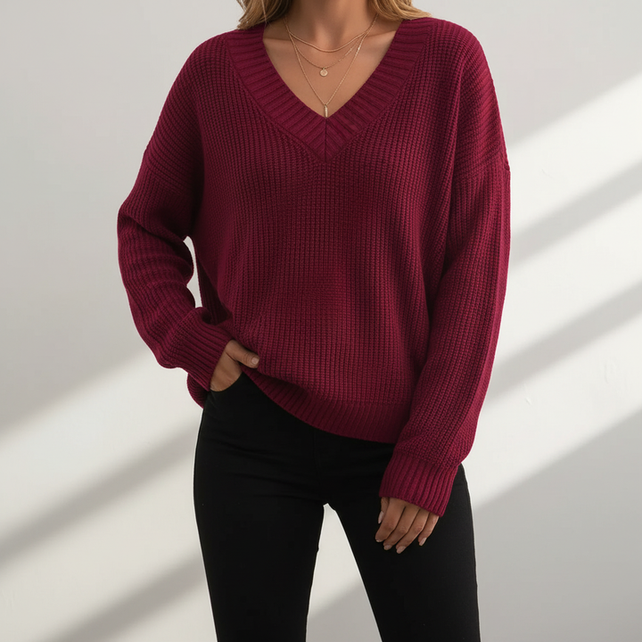 Women's Elegant Cashmere Christmas Jumper with V-Neck in Red