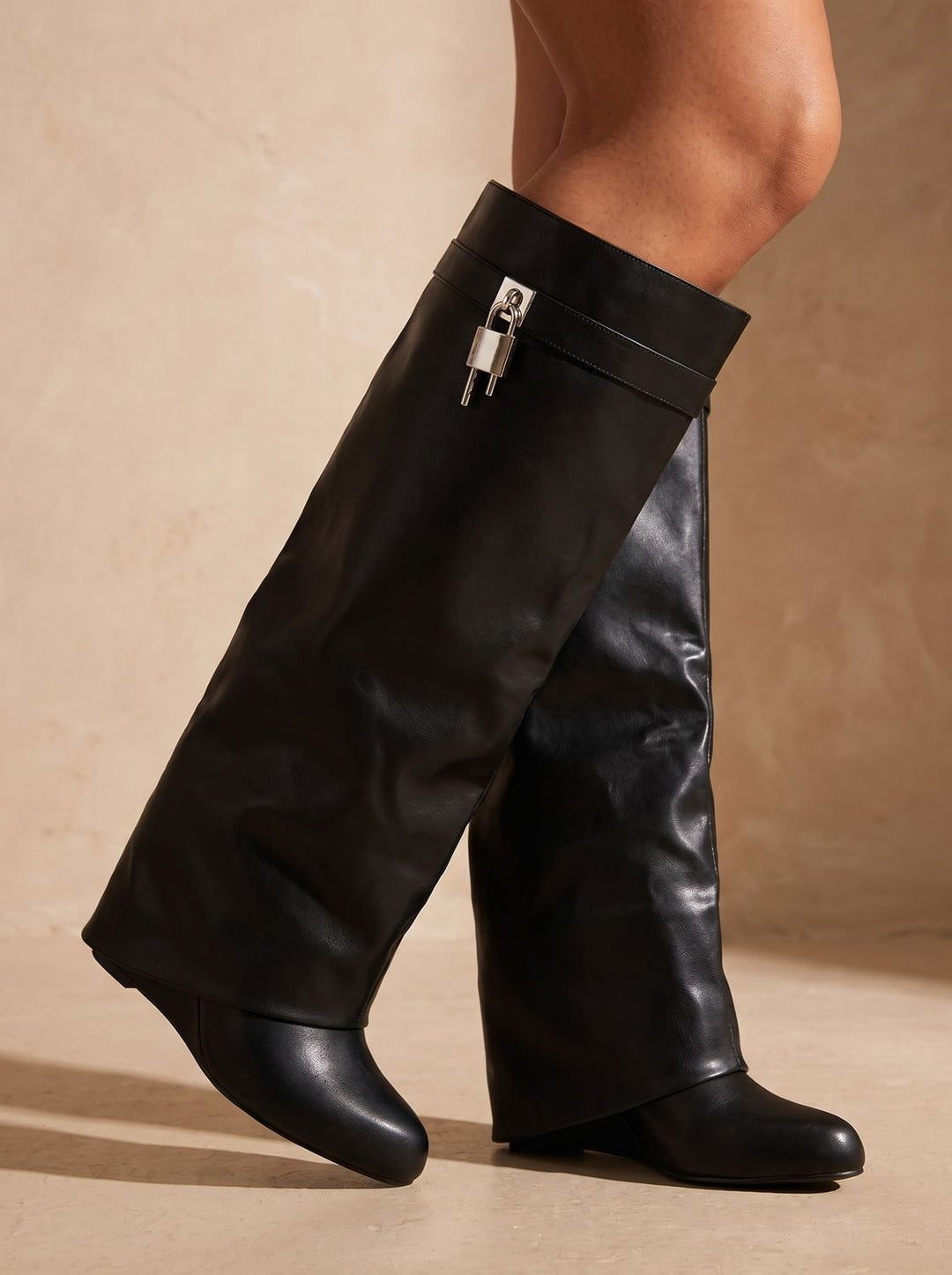 Women's Elegant Faux Leather Knee High Boots (5)