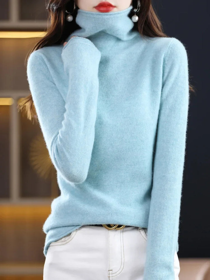 Women's Fine Merino Wool Turtleneck Pullover in Light Blue