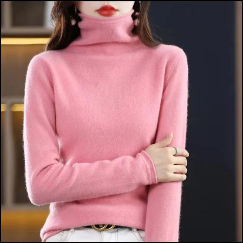 Women's Fine Merino Wool Turtleneck Pullover in Light Pink