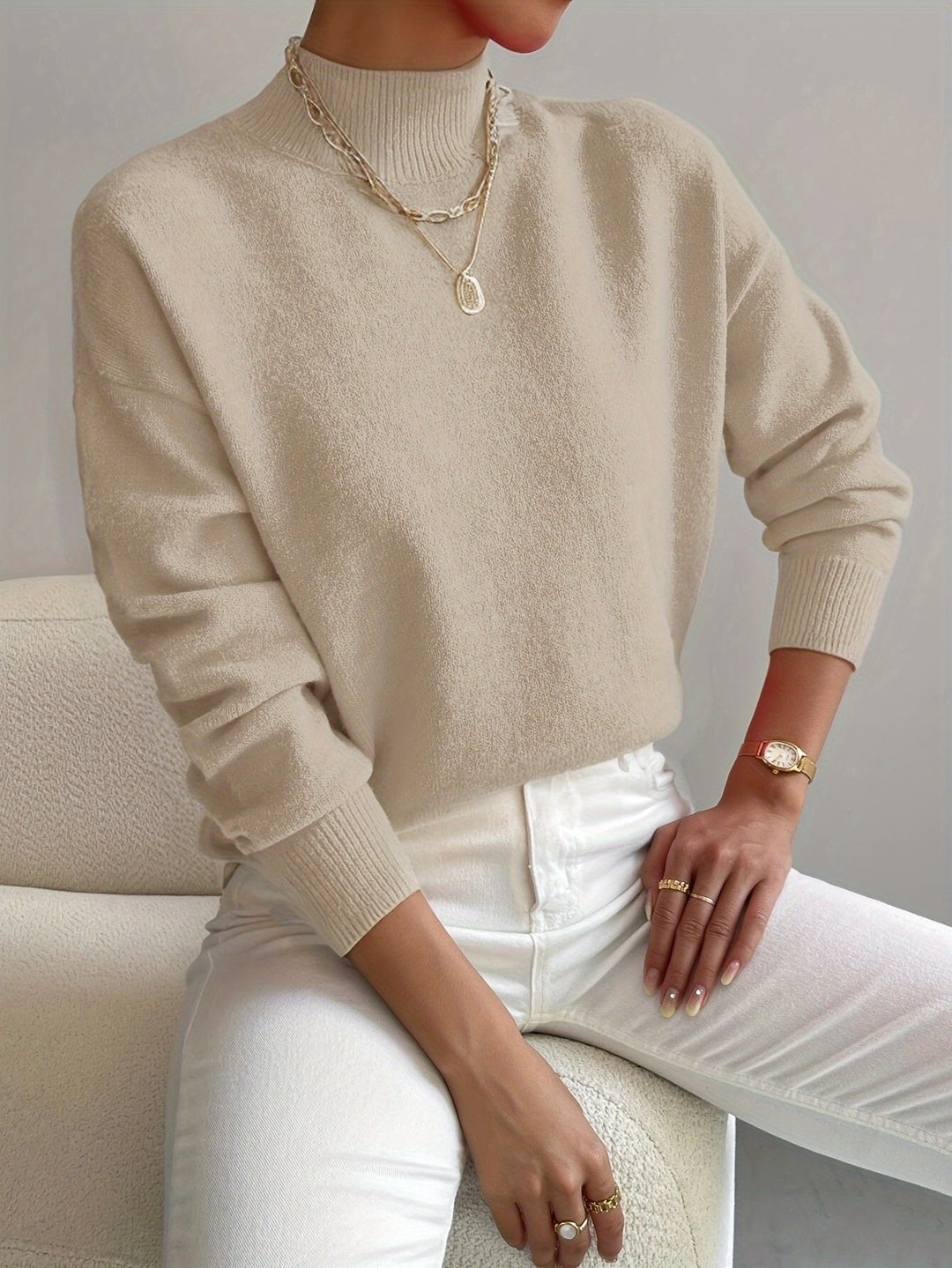 Women's Jumpers with Cozy Turtleneck for Autumn in Beige