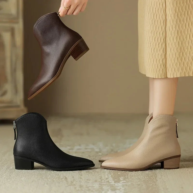 Women's Knee-High Boots in Black Leather (13)