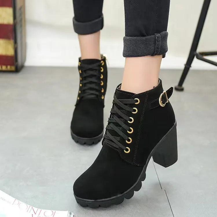 Women's Knee High Boots with Chunky Heel (2)