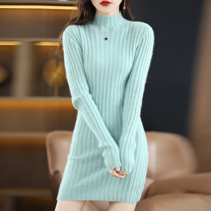 Women's Knitted Dress with Long Sleeves for Autumn in Light Green