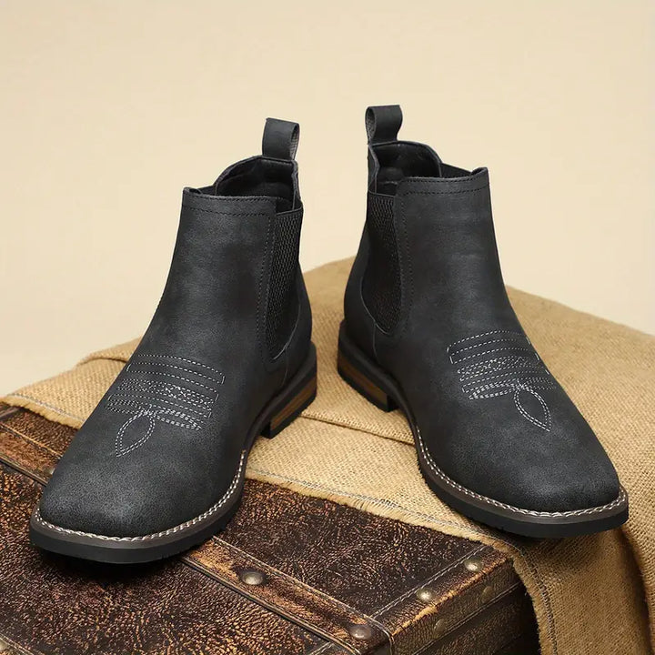 Women's Lace-Up Boots for Autumn Outfits (14)