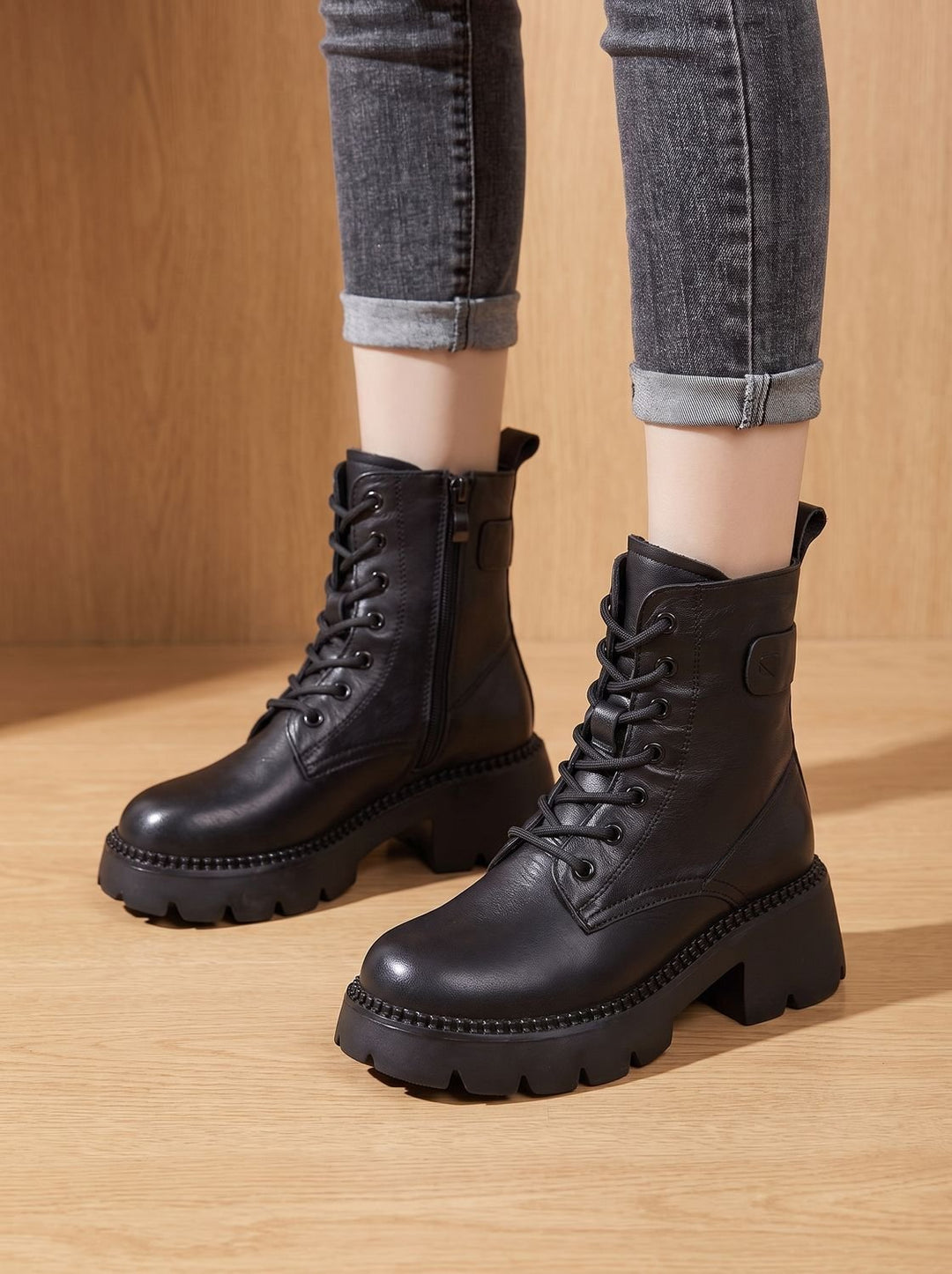 Women's Lace-Up Platform Ankle Boots (4)