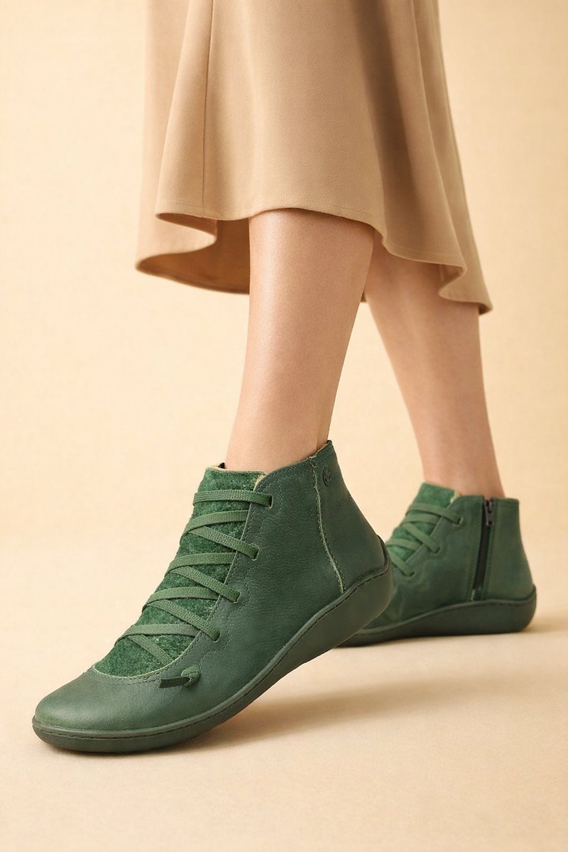 Women's Lace-Up Side-Zip Ankle Boots (3)