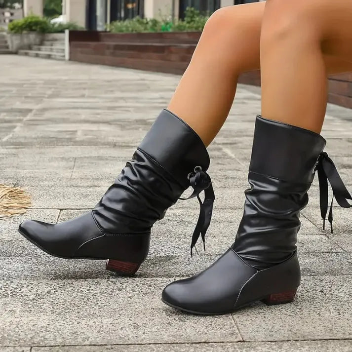 Women's Leather Lace-Up Boots for Autumn Outfits (4)