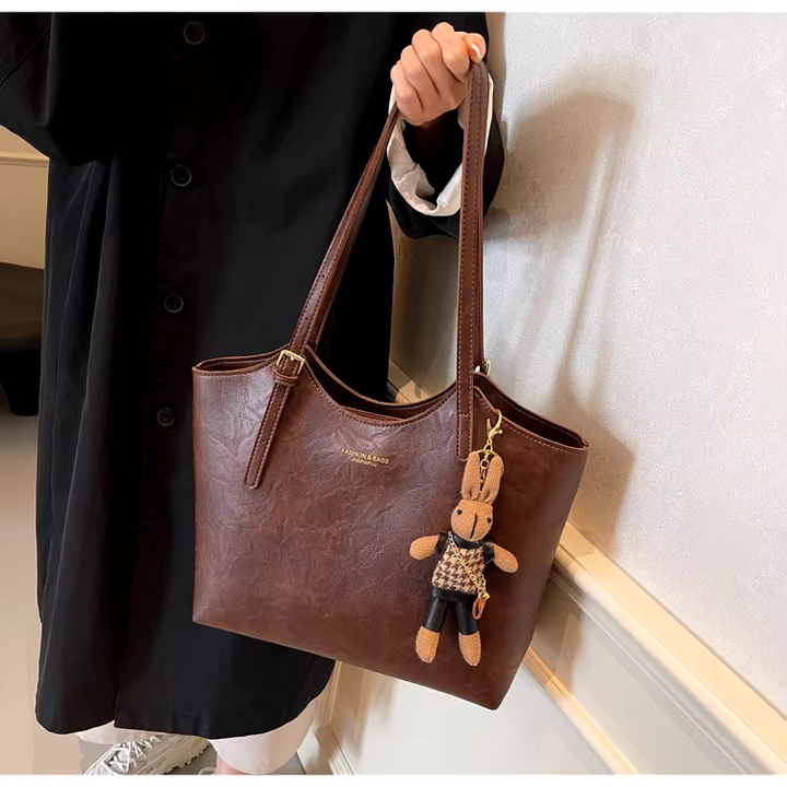 Women's Leather Tote Bag for Organized Everyday Carry (11)