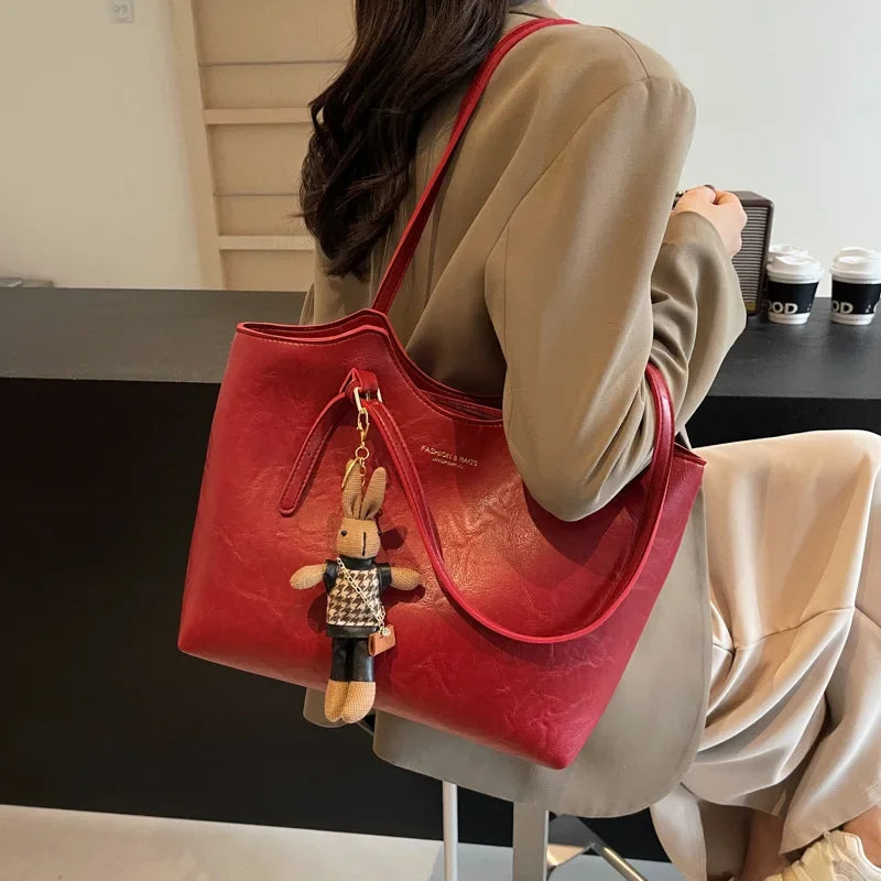 Women's Leather Tote Bag for Organized Everyday Carry (7)